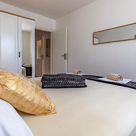 Olga'S Place-New Apartment 200 Mt From The Sea Πούλα Εξωτερικό φωτογραφία