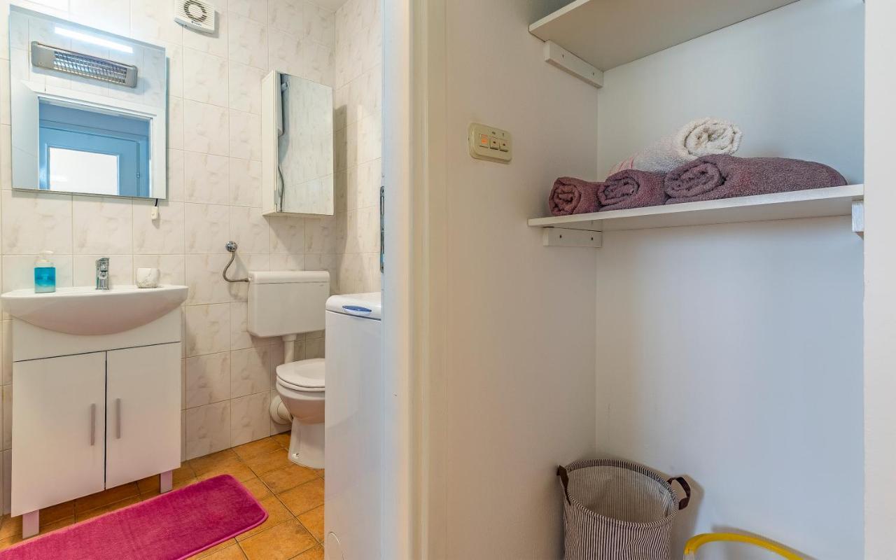 Olga'S Place-New Apartment 200 Mt From The Sea Πούλα Εξωτερικό φωτογραφία