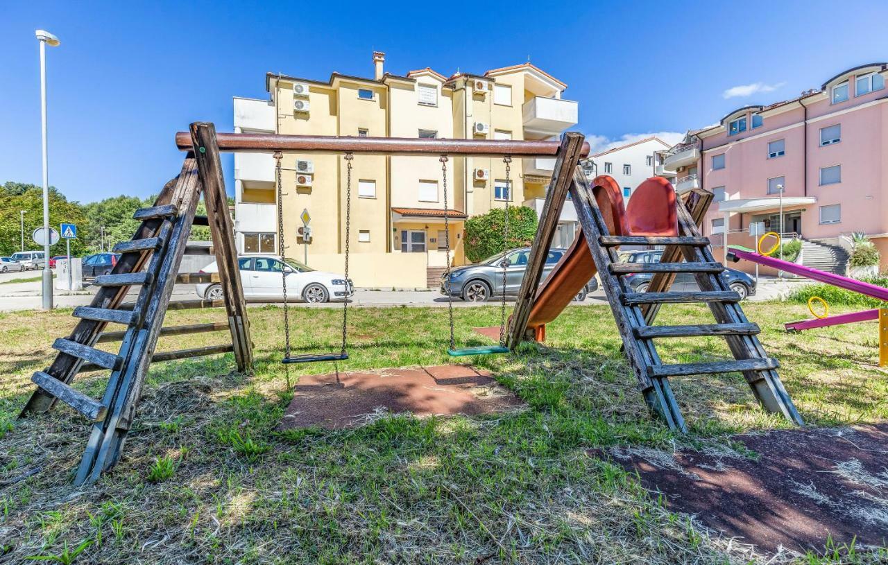 Olga'S Place-New Apartment 200 Mt From The Sea Πούλα Εξωτερικό φωτογραφία