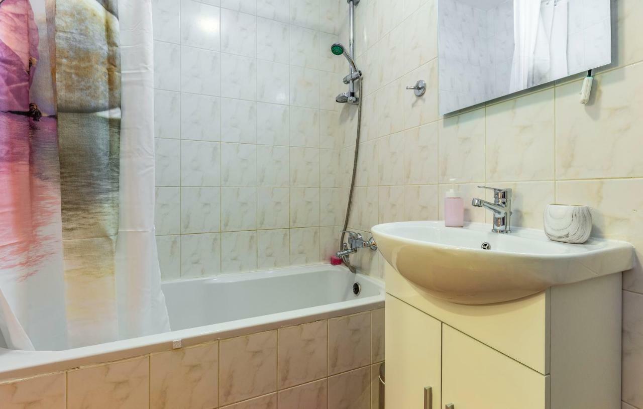 Olga'S Place-New Apartment 200 Mt From The Sea Πούλα Εξωτερικό φωτογραφία